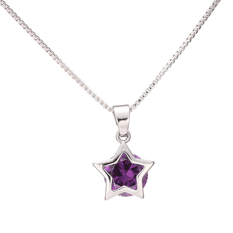 Exquisite fashion hollow gem necklace