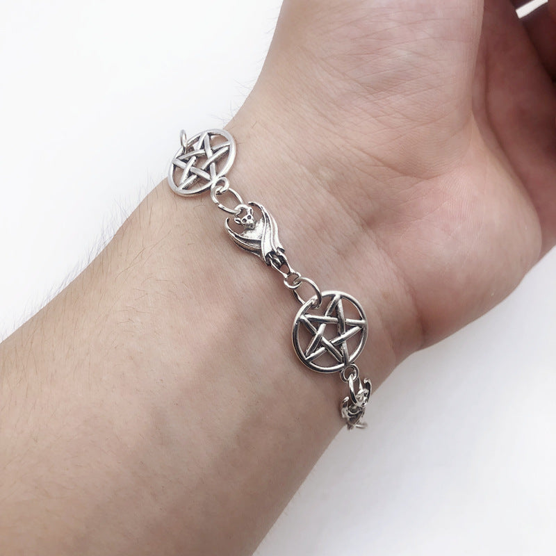 Women's Fashion Pentagram Bat Clavicle Chain Bracelet Set